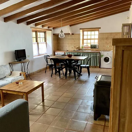 Comfy Rural House Adelfas, El Hierro *